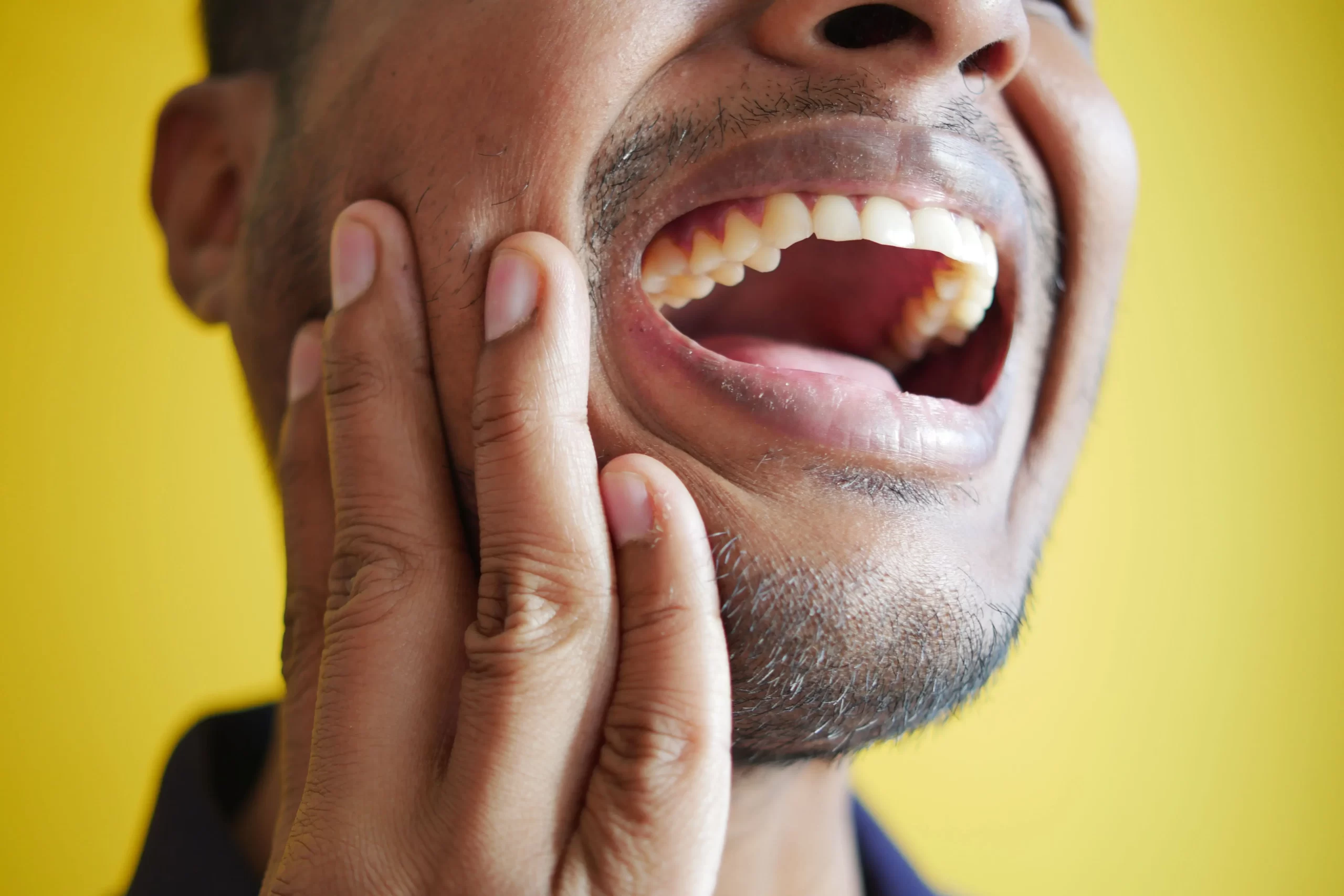 علاج خراج الضرس خطوات آمنة لتخفيف الألم وحماية أسنانك!​
